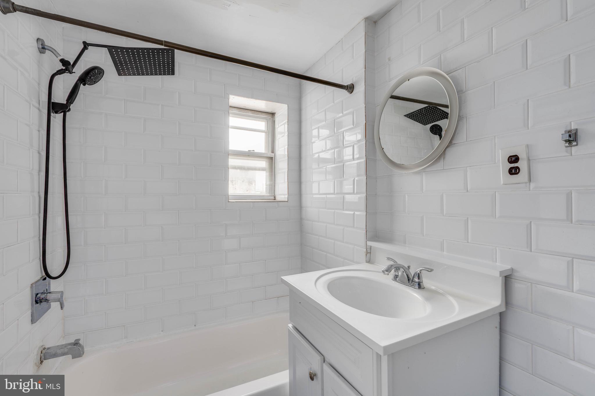 2620 E SOMERSET STREET 2