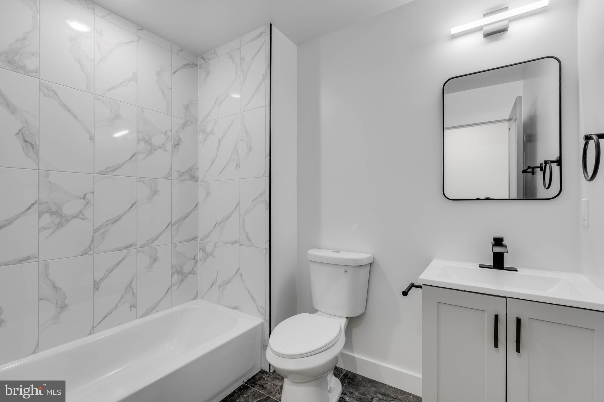 2316 N SYDENHAM STREET A