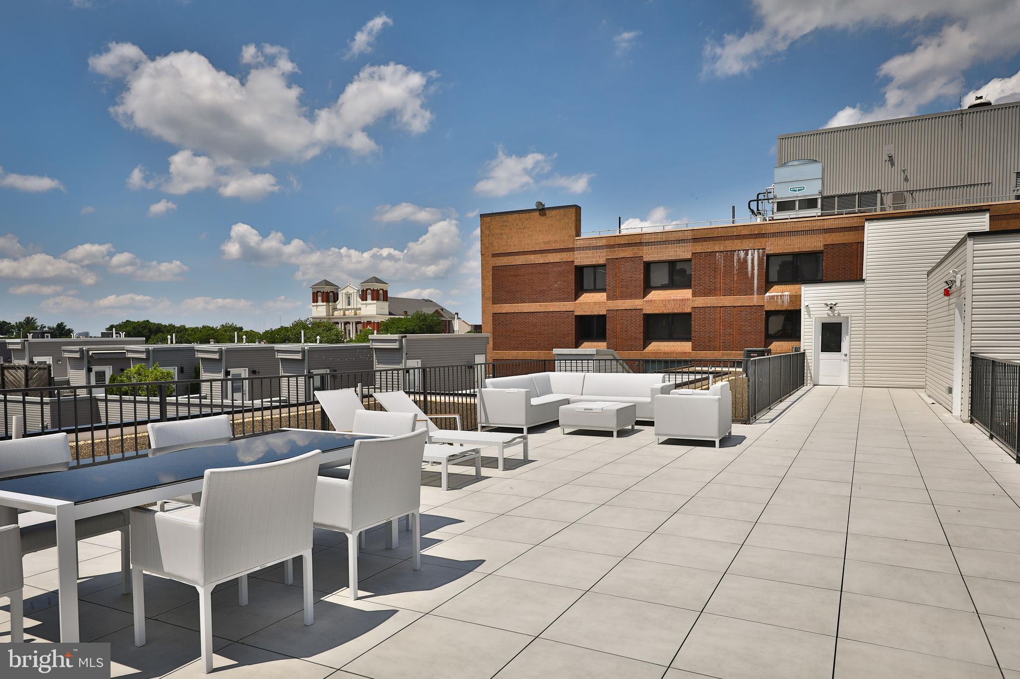 1612 CAMBRIDGE STREET UNIT 205