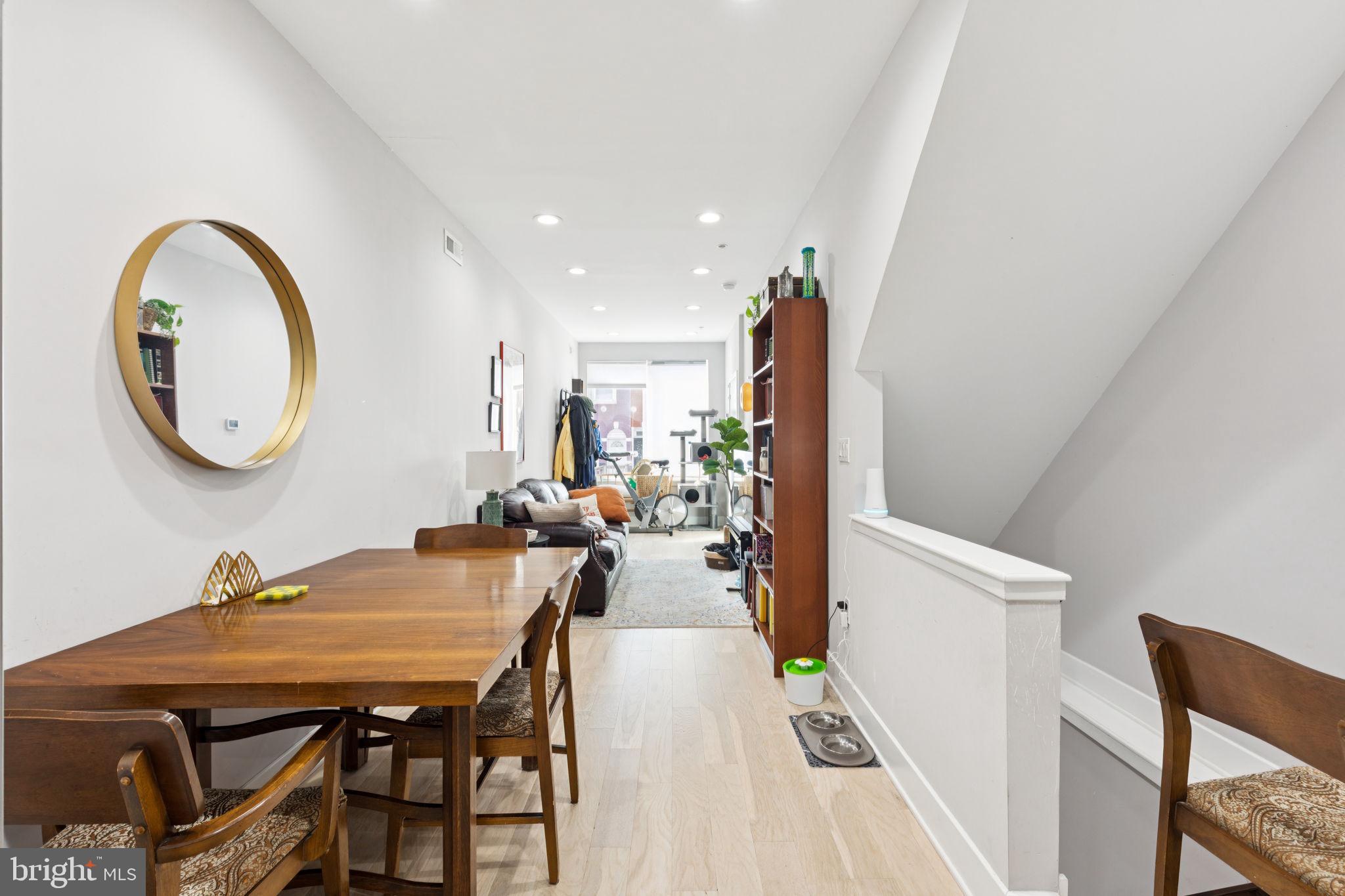 2432 JASPER STREET 1