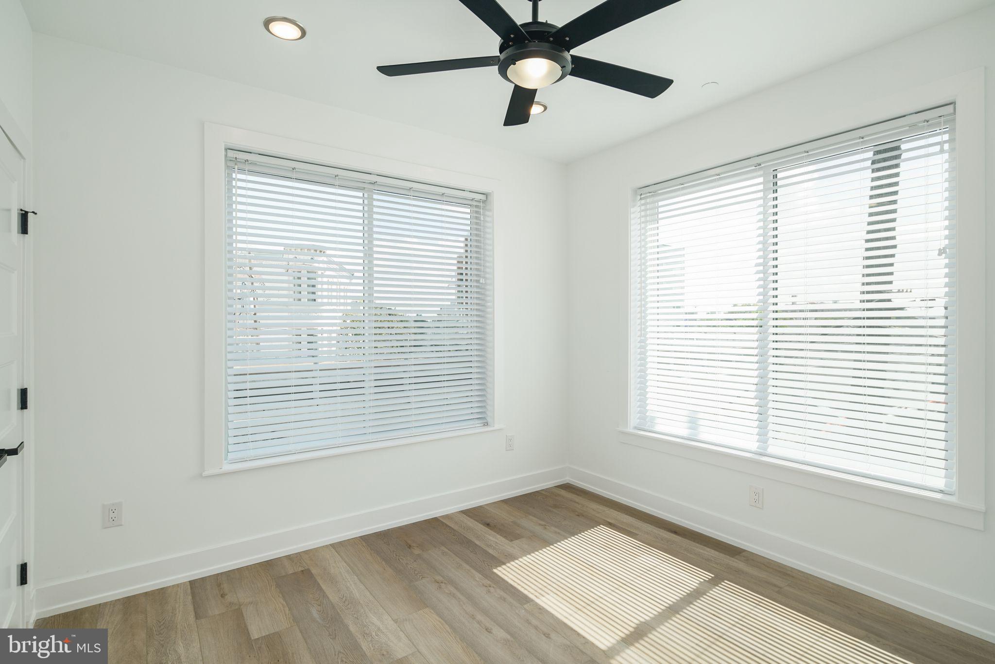 2000 N FRONT STREET 9