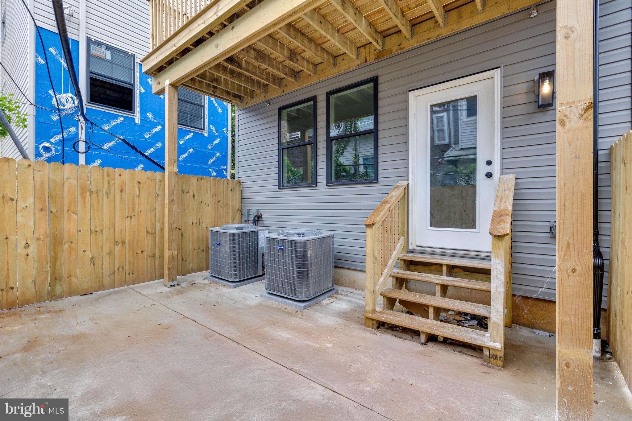 3962 PARRISH STREET 2