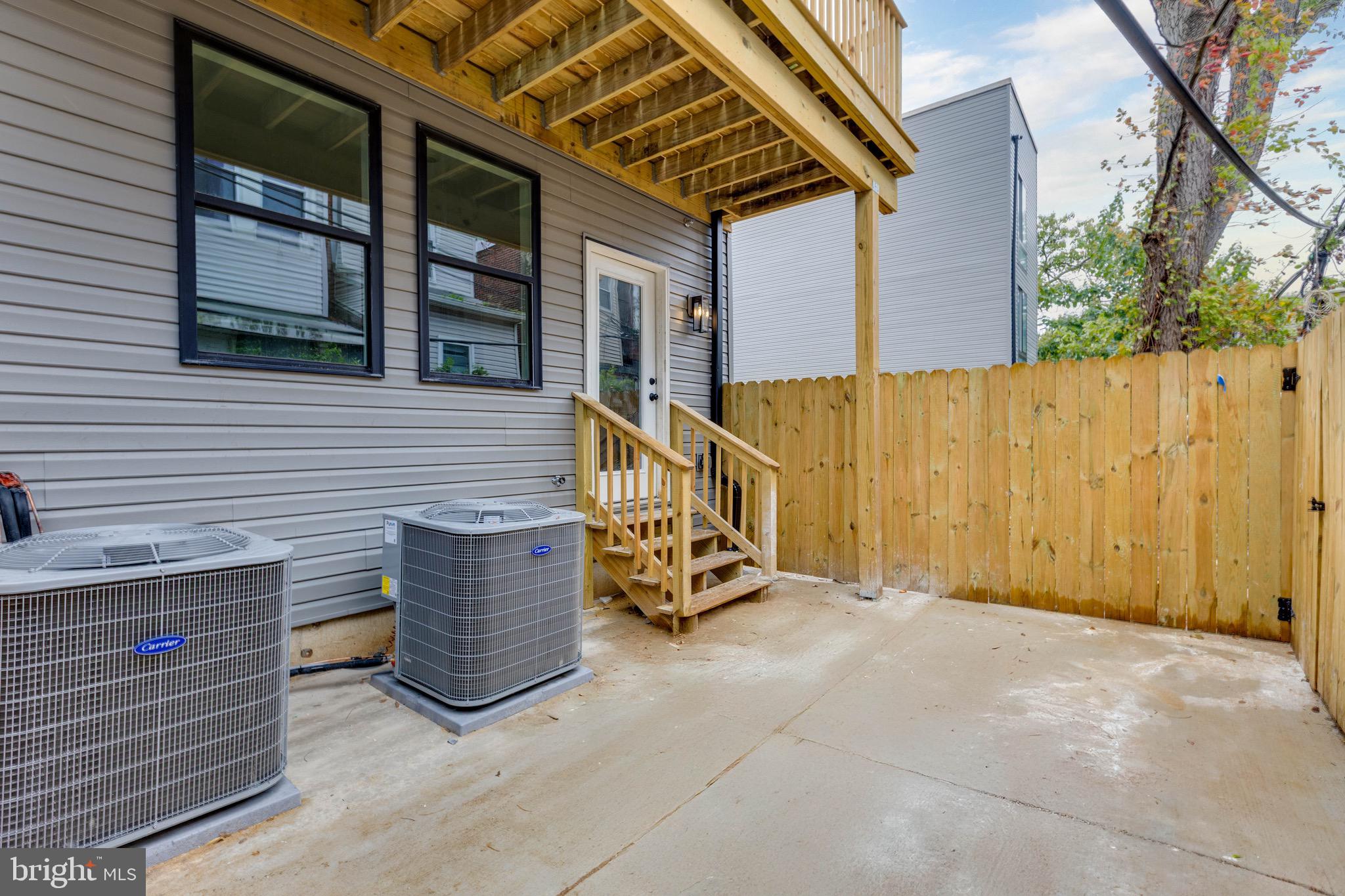 3962 PARRISH STREET 2