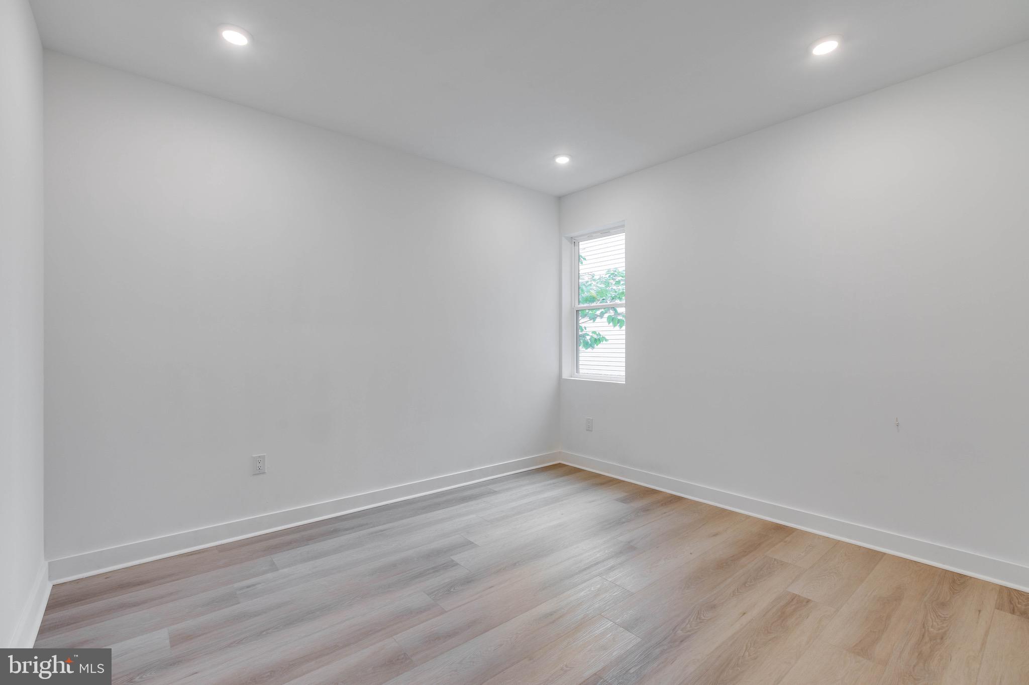 3962 PARRISH STREET 5