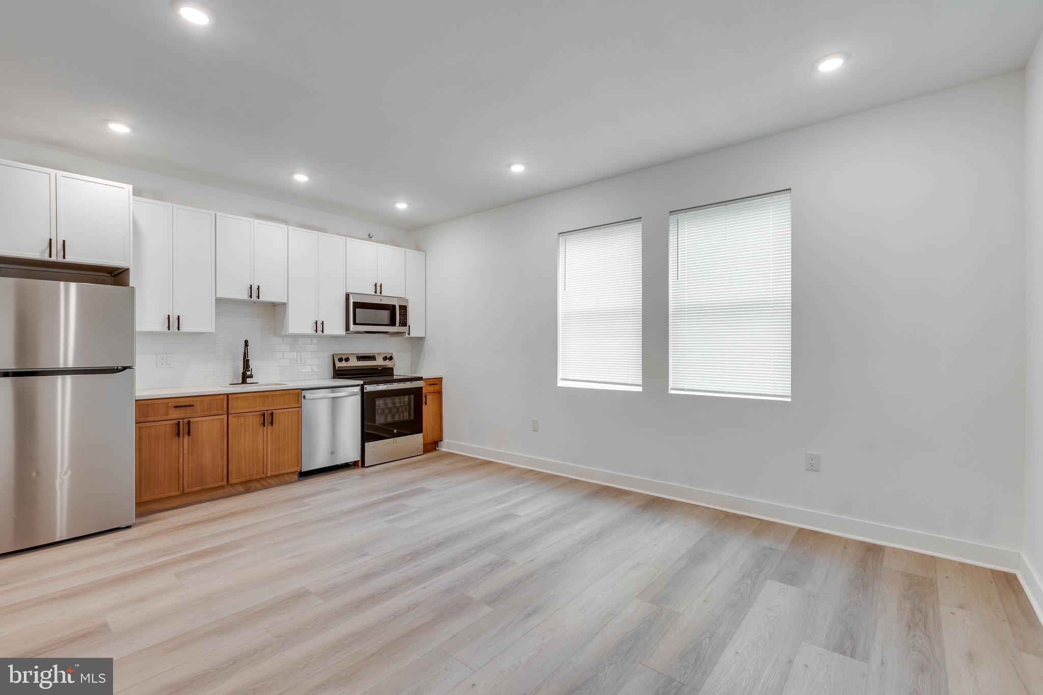 3962 PARRISH STREET 5