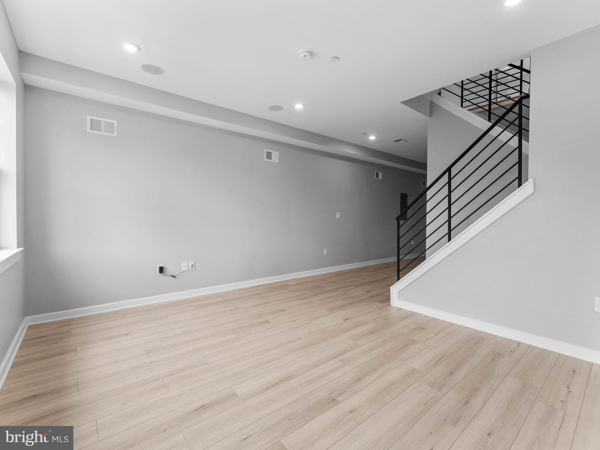 1682 N 54TH STREET 4