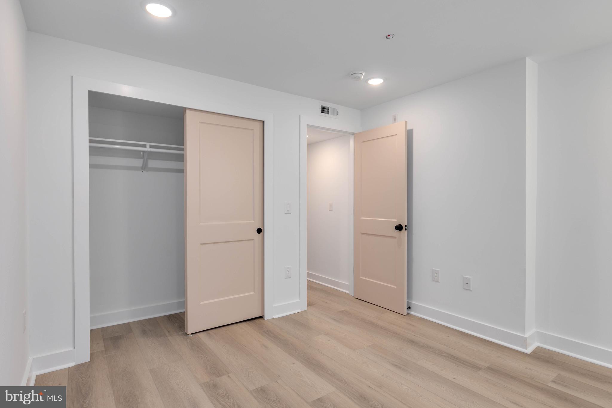 716 N SHEDWICK STREET 1