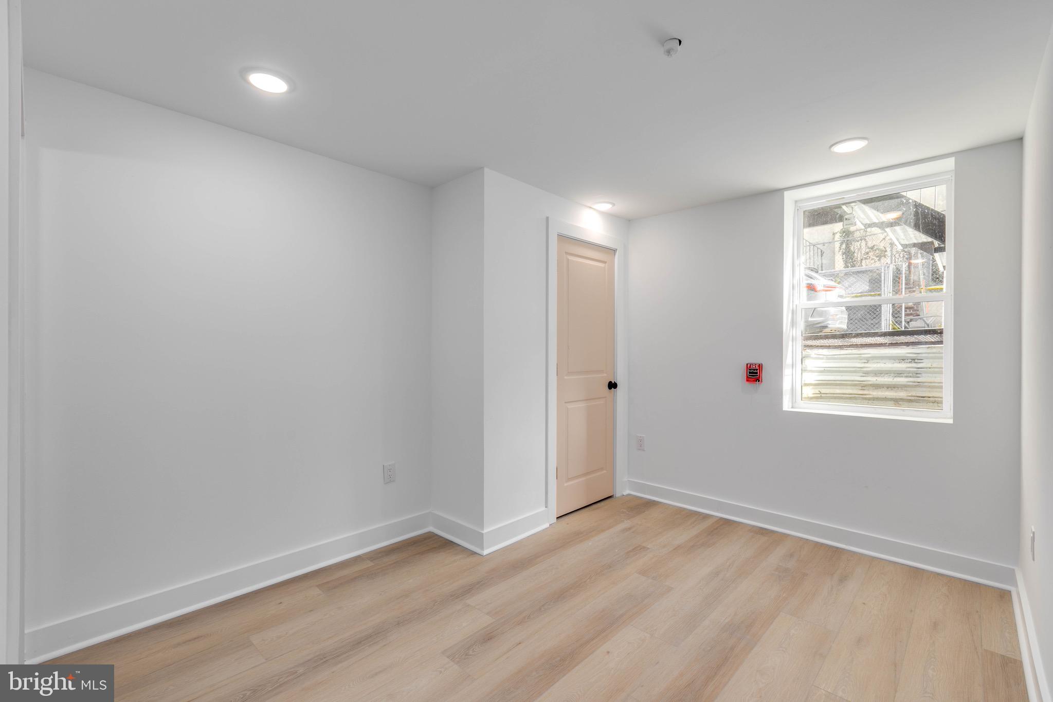 716 N SHEDWICK STREET 1