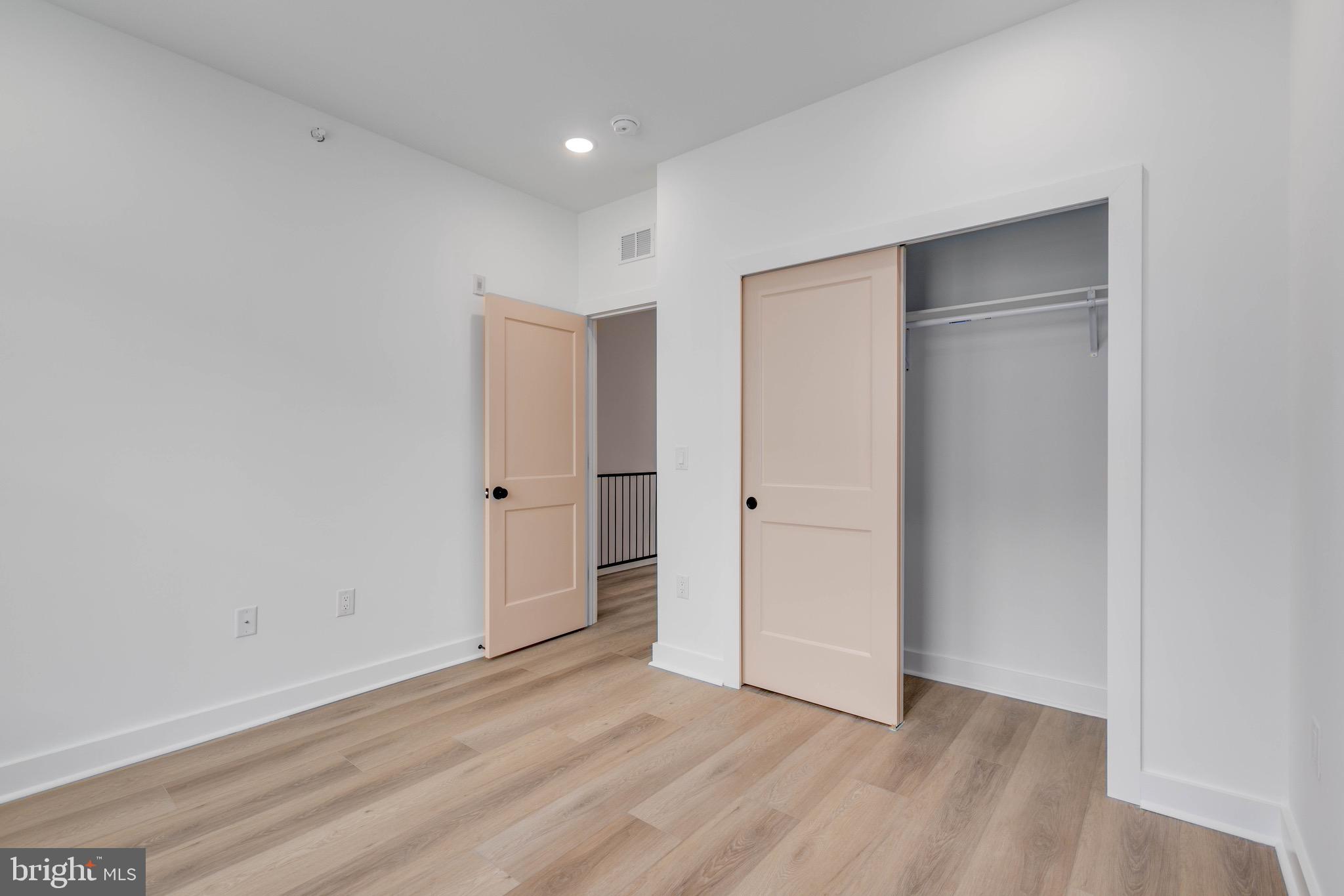 716 N SHEDWICK STREET 3