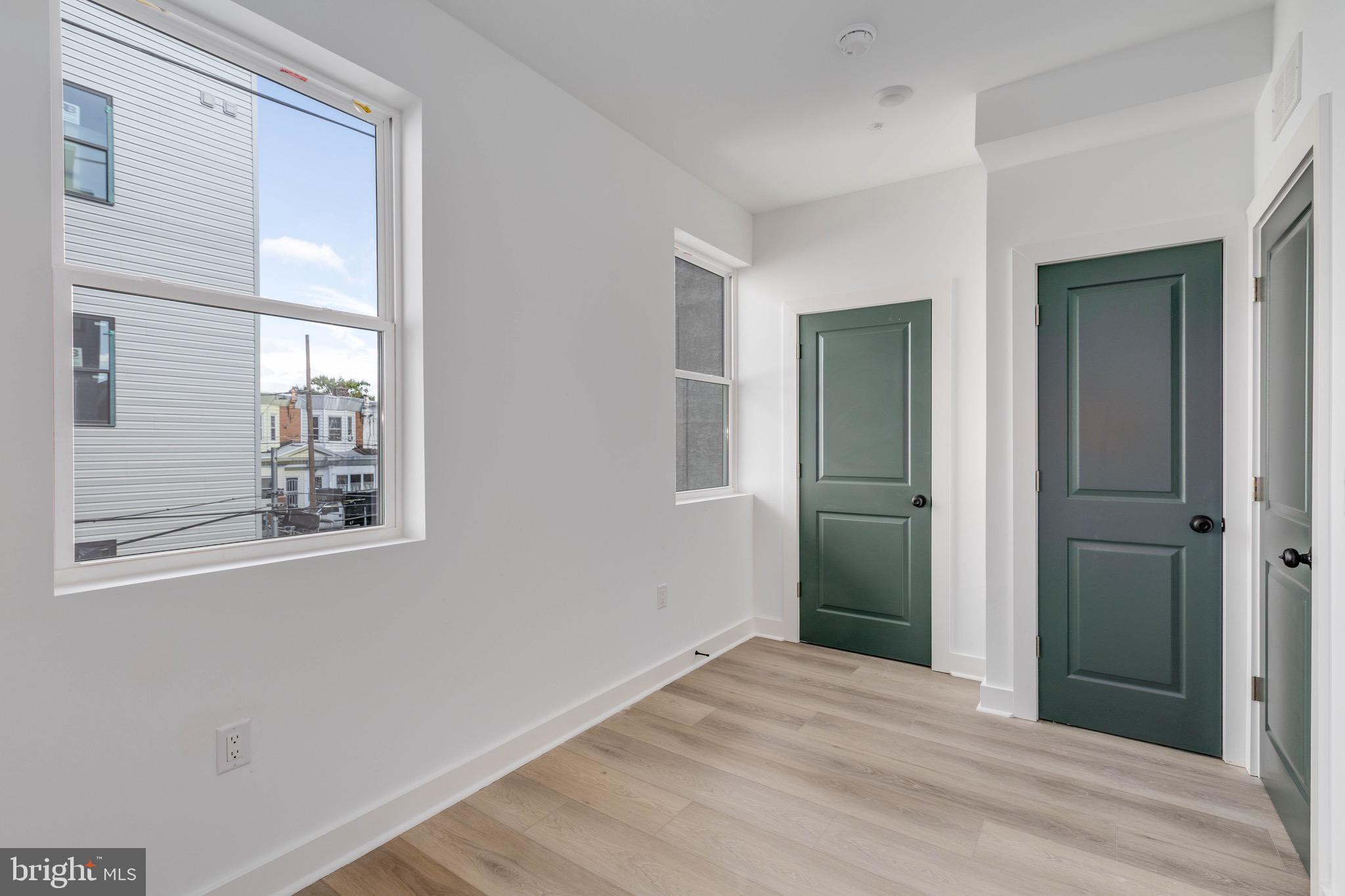 1221 W LEHIGH AVENUE 2