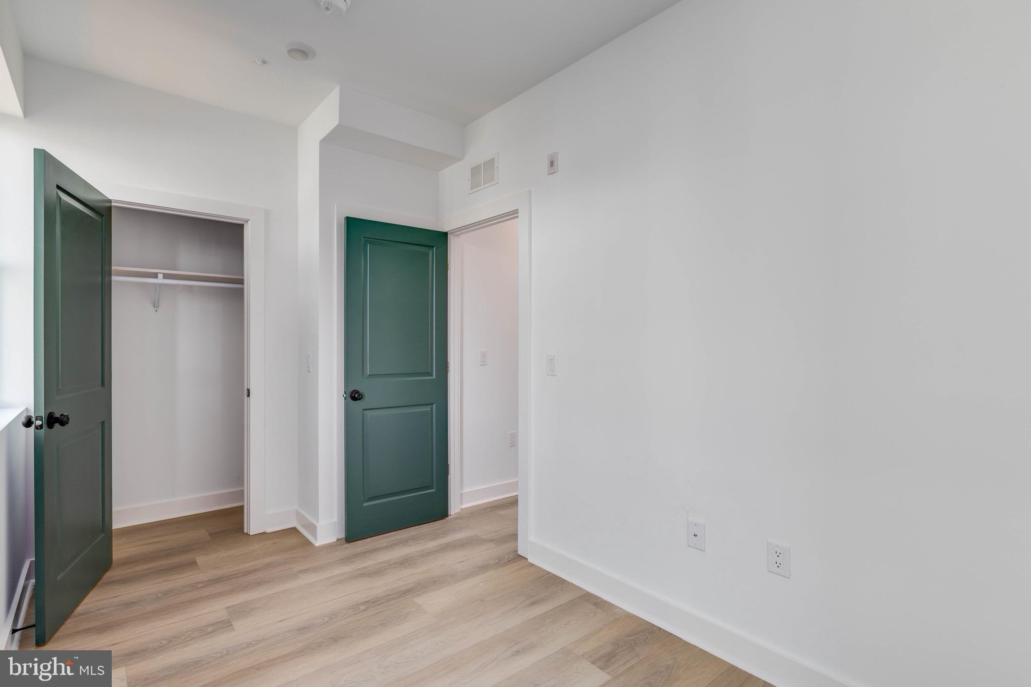 1221 W LEHIGH AVENUE 2