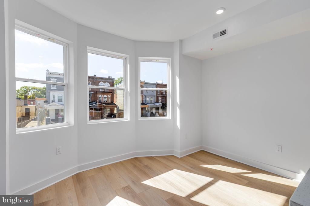 1221 W LEHIGH AVENUE 2