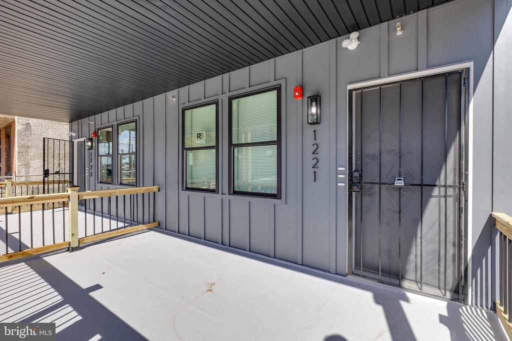1221 W LEHIGH AVENUE 2