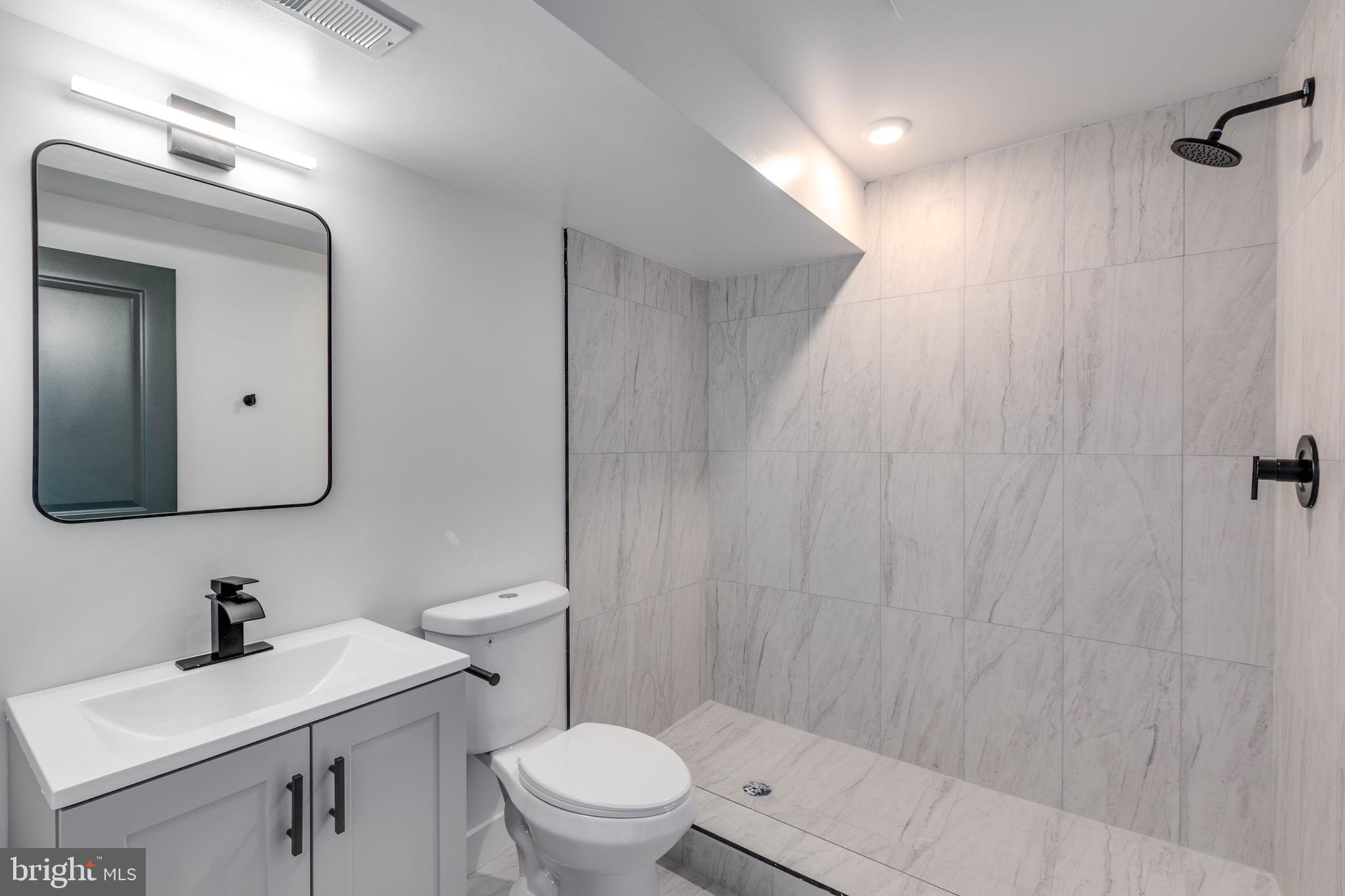 1223 W LEHIGH AVENUE 1