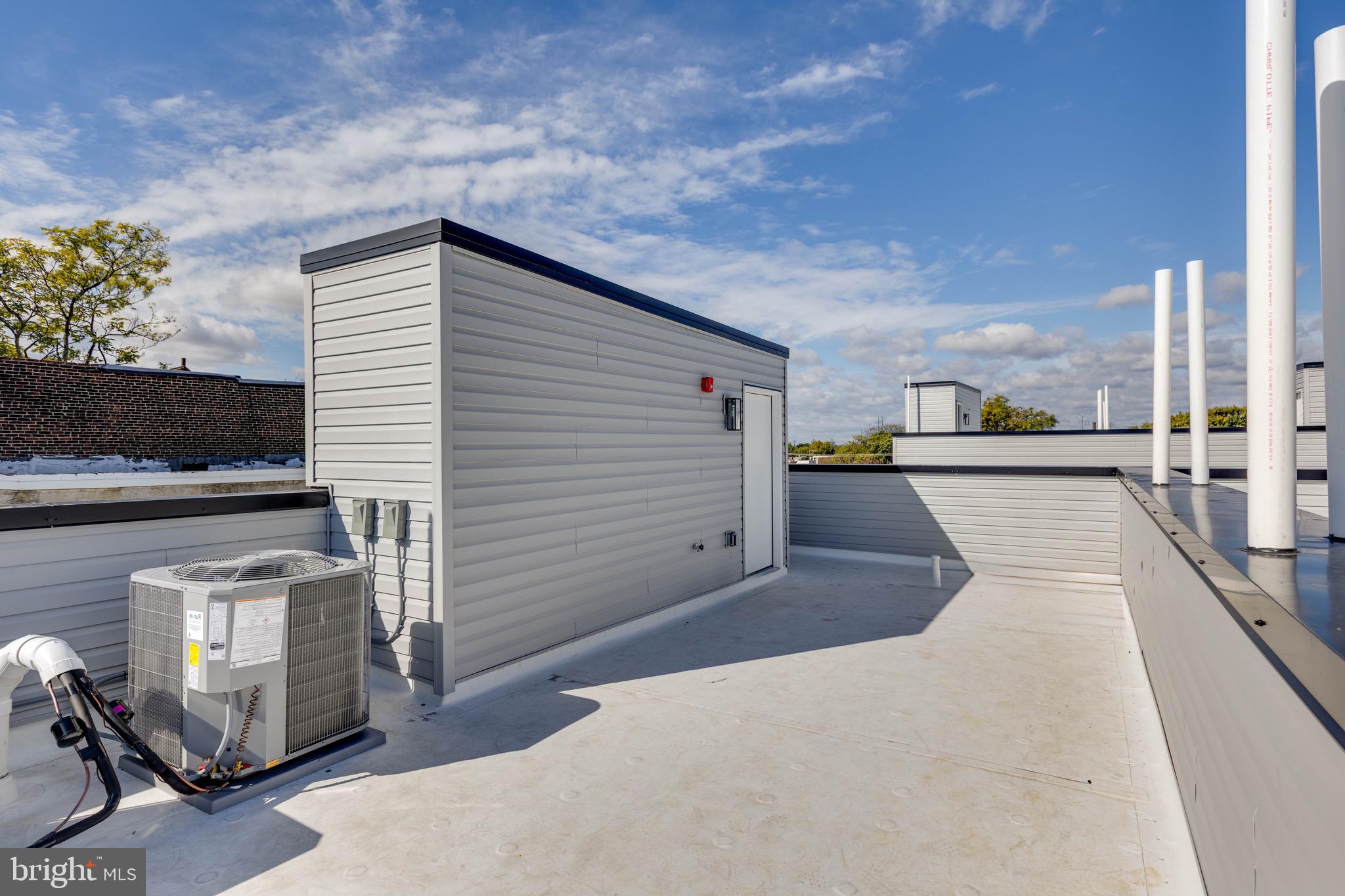 1223 W LEHIGH AVENUE 3