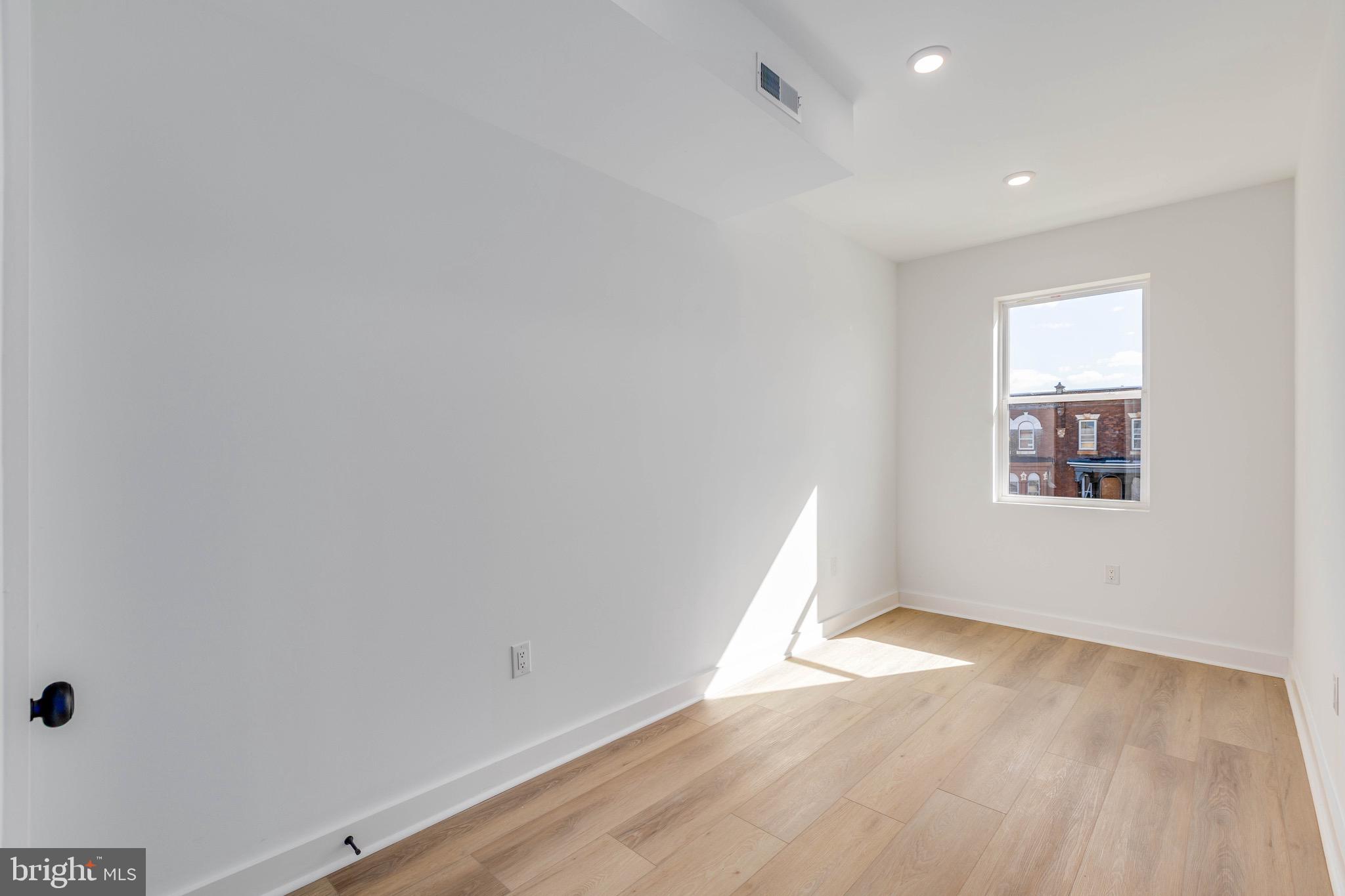 1223 W LEHIGH AVENUE 3