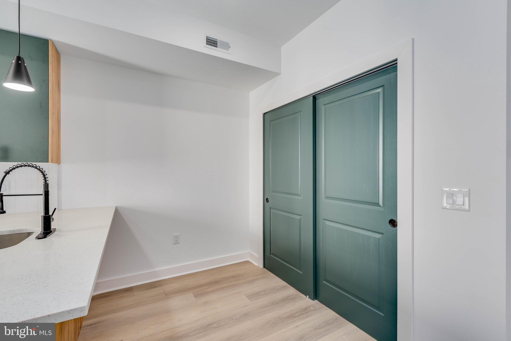 1223 W LEHIGH AVENUE 3