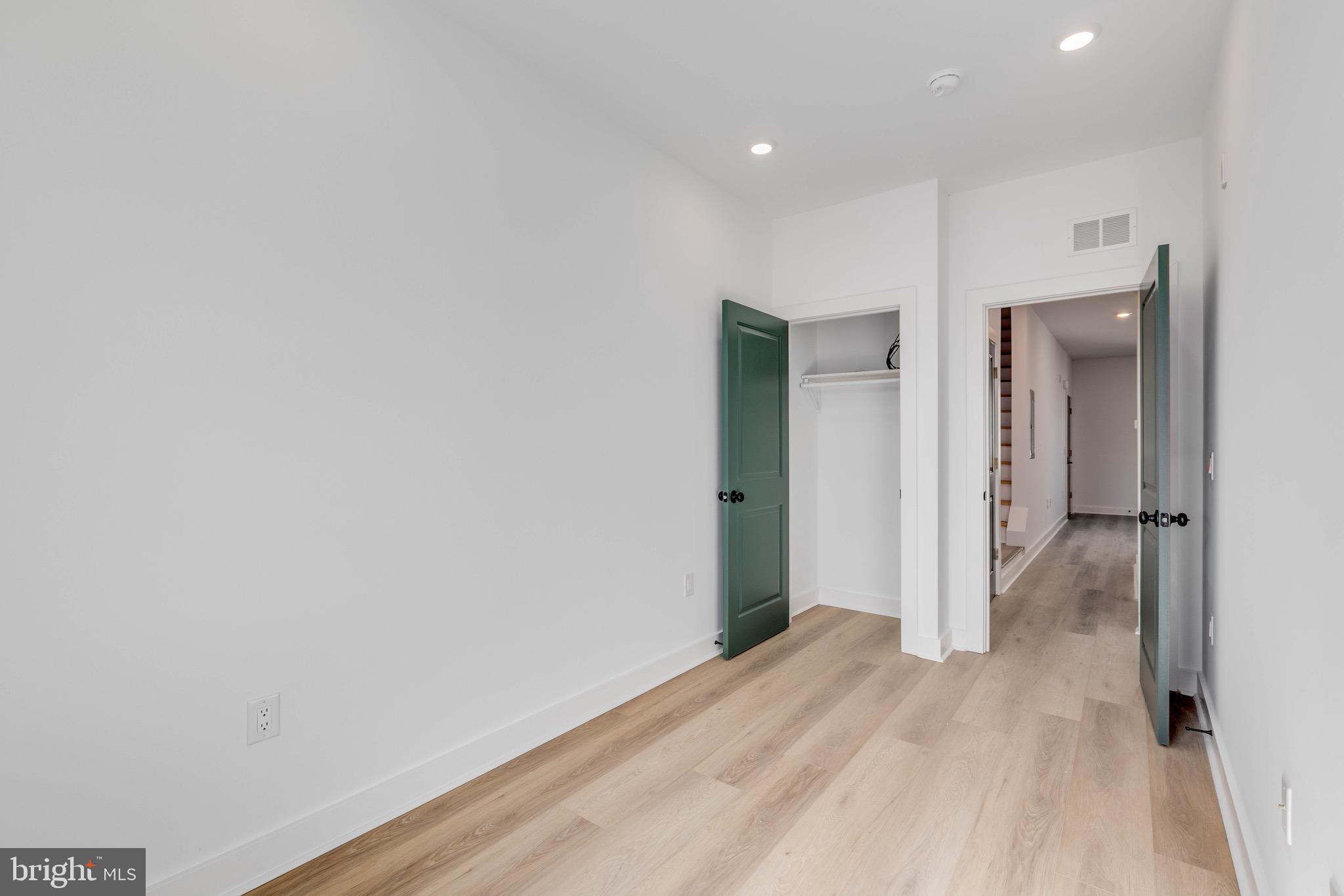 1223 W LEHIGH AVENUE 3