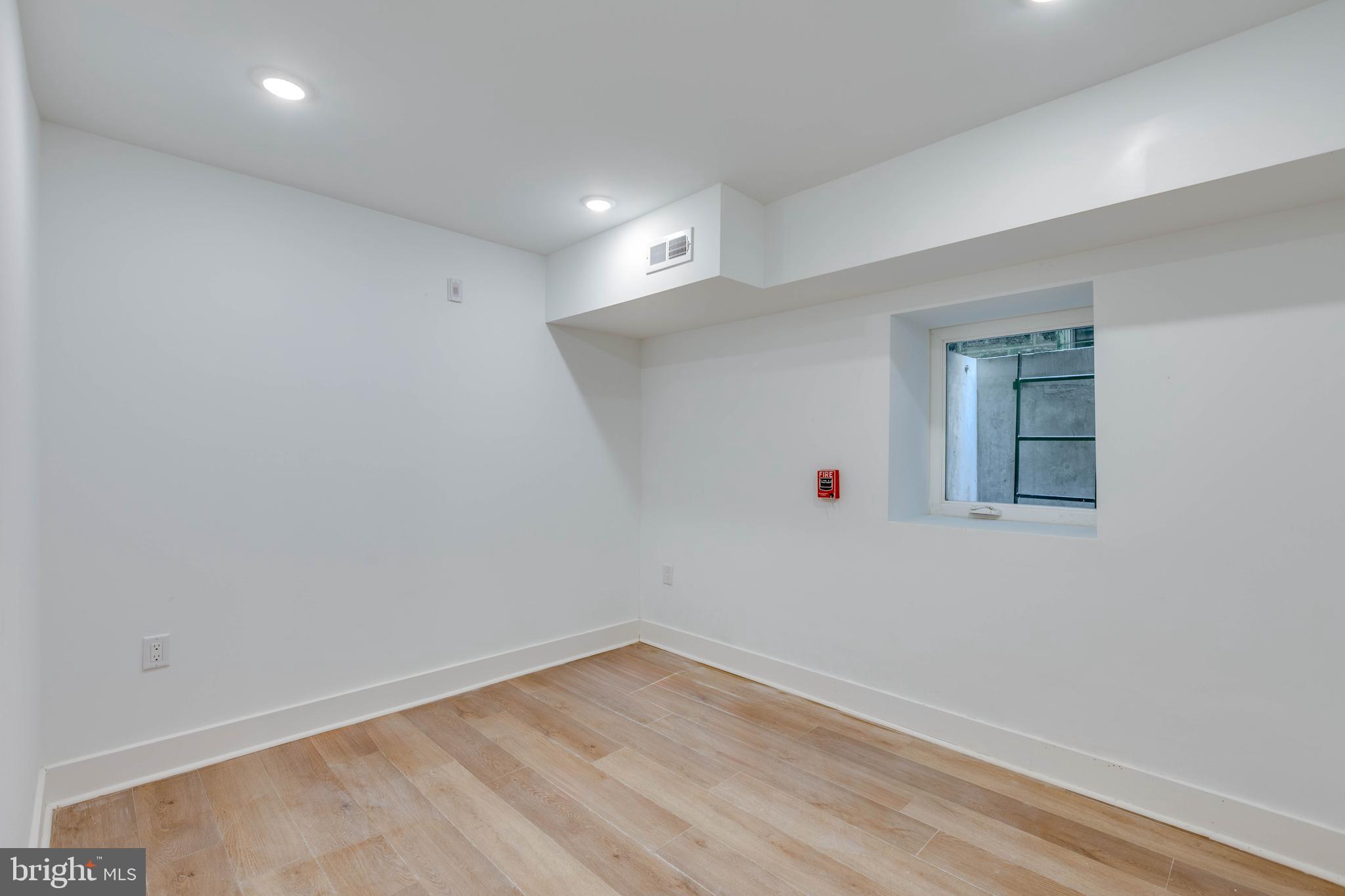 4220 BALTIMORE AVENUE