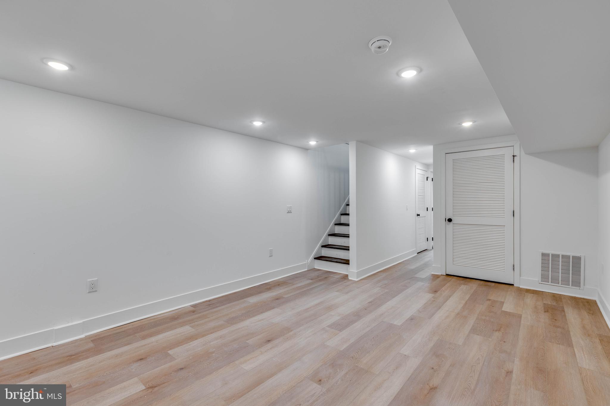 4220 BALTIMORE AVENUE