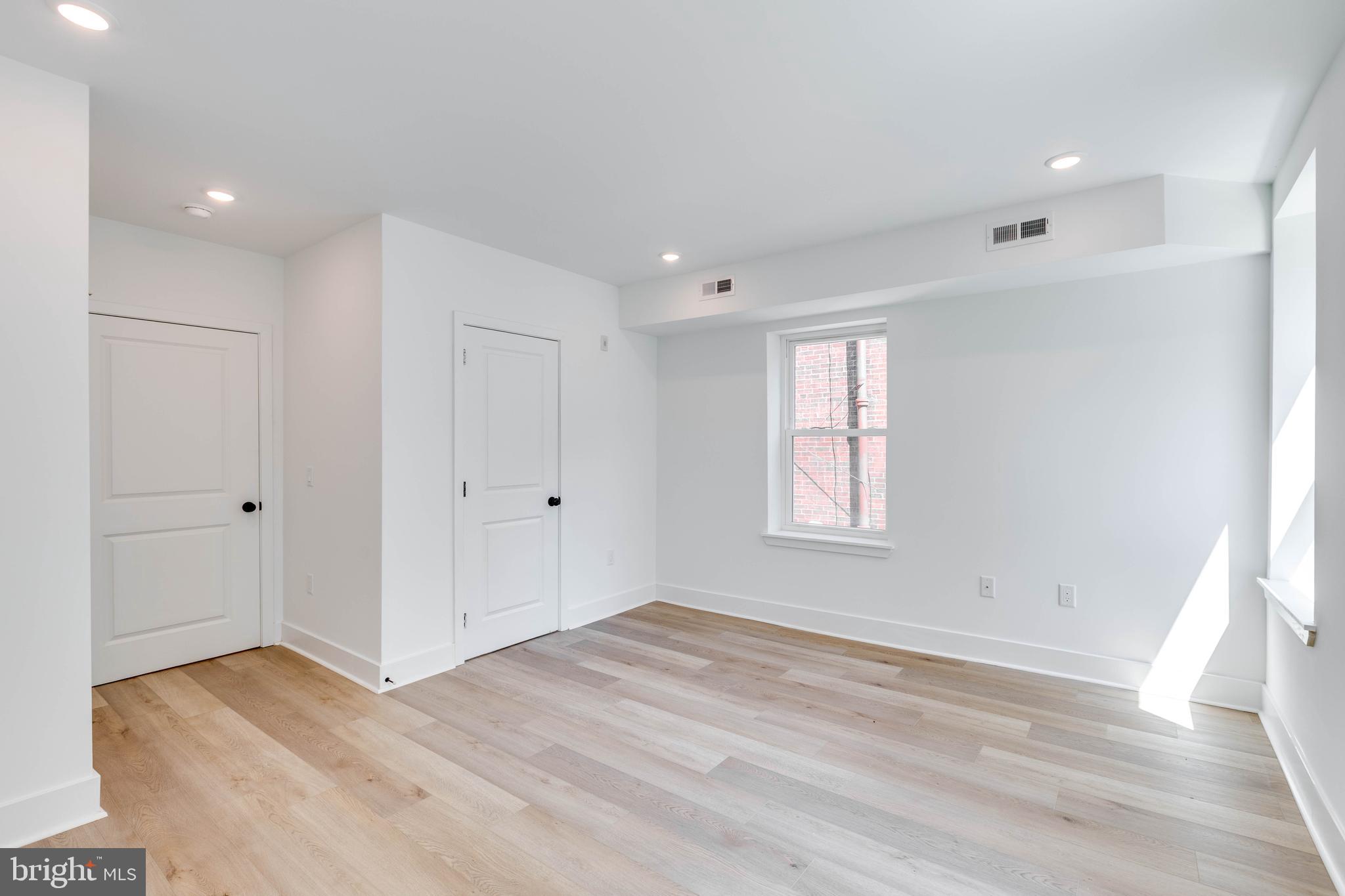 4220 BALTIMORE AVENUE