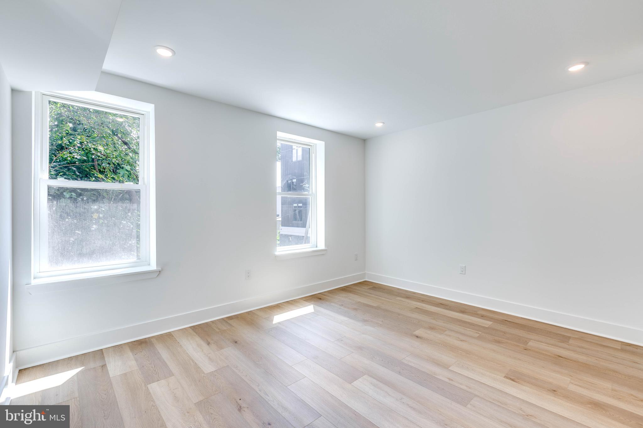 4220 BALTIMORE AVENUE