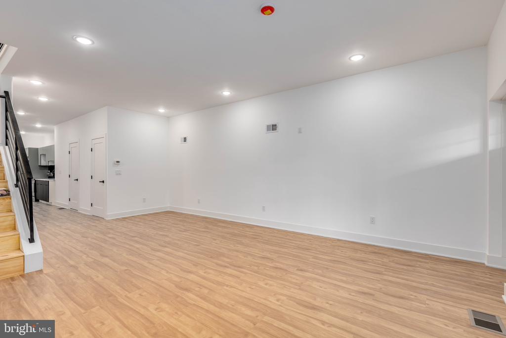 713 S 55TH STREET
