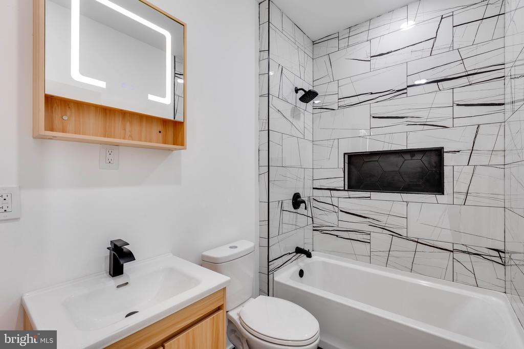 713 S 55TH STREET