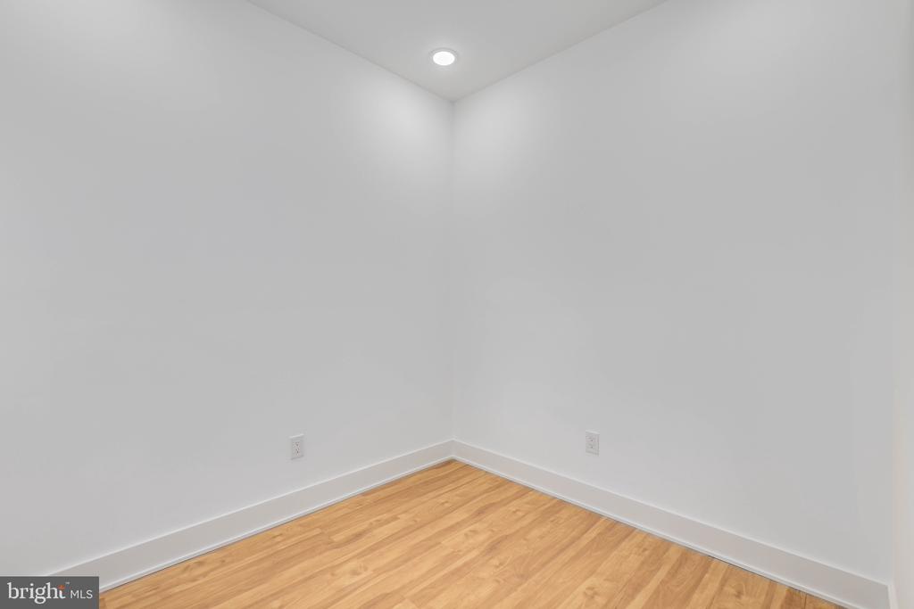 713 S 55TH STREET