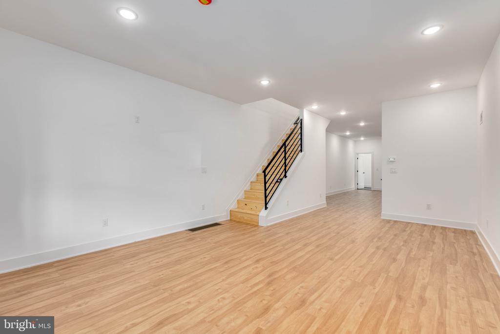 713 S 55TH STREET
