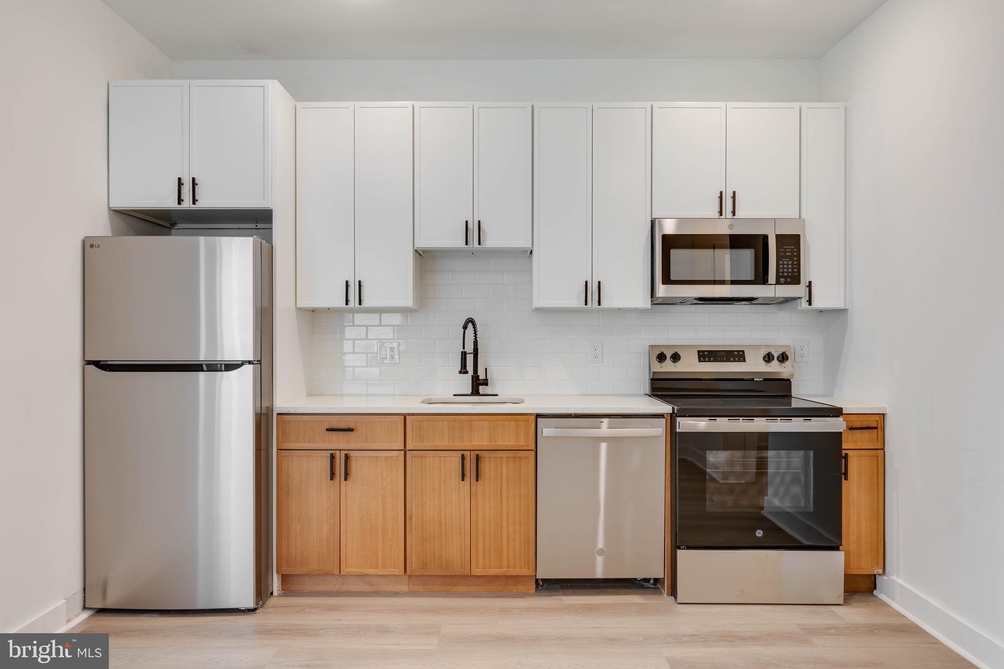 3962 PARRISH STREET 6