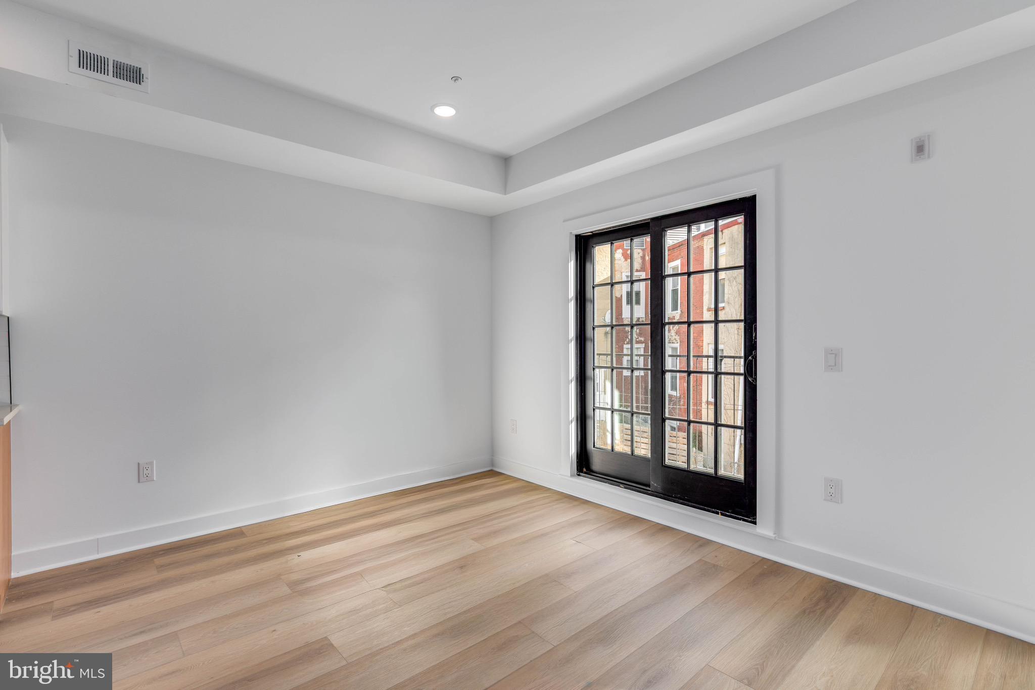 716 N SHEDWICK STREET 3