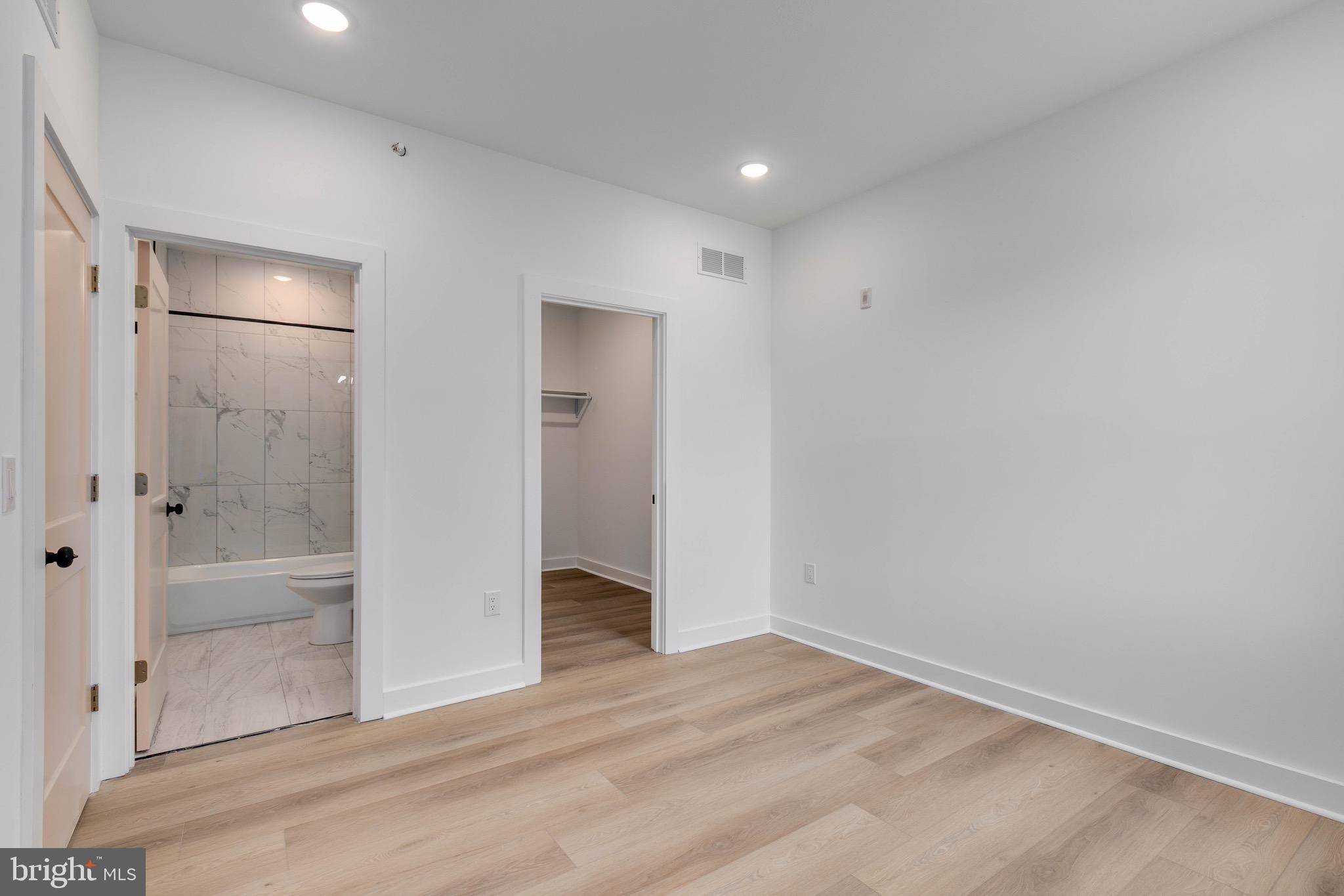 716 N SHEDWICK STREET 3