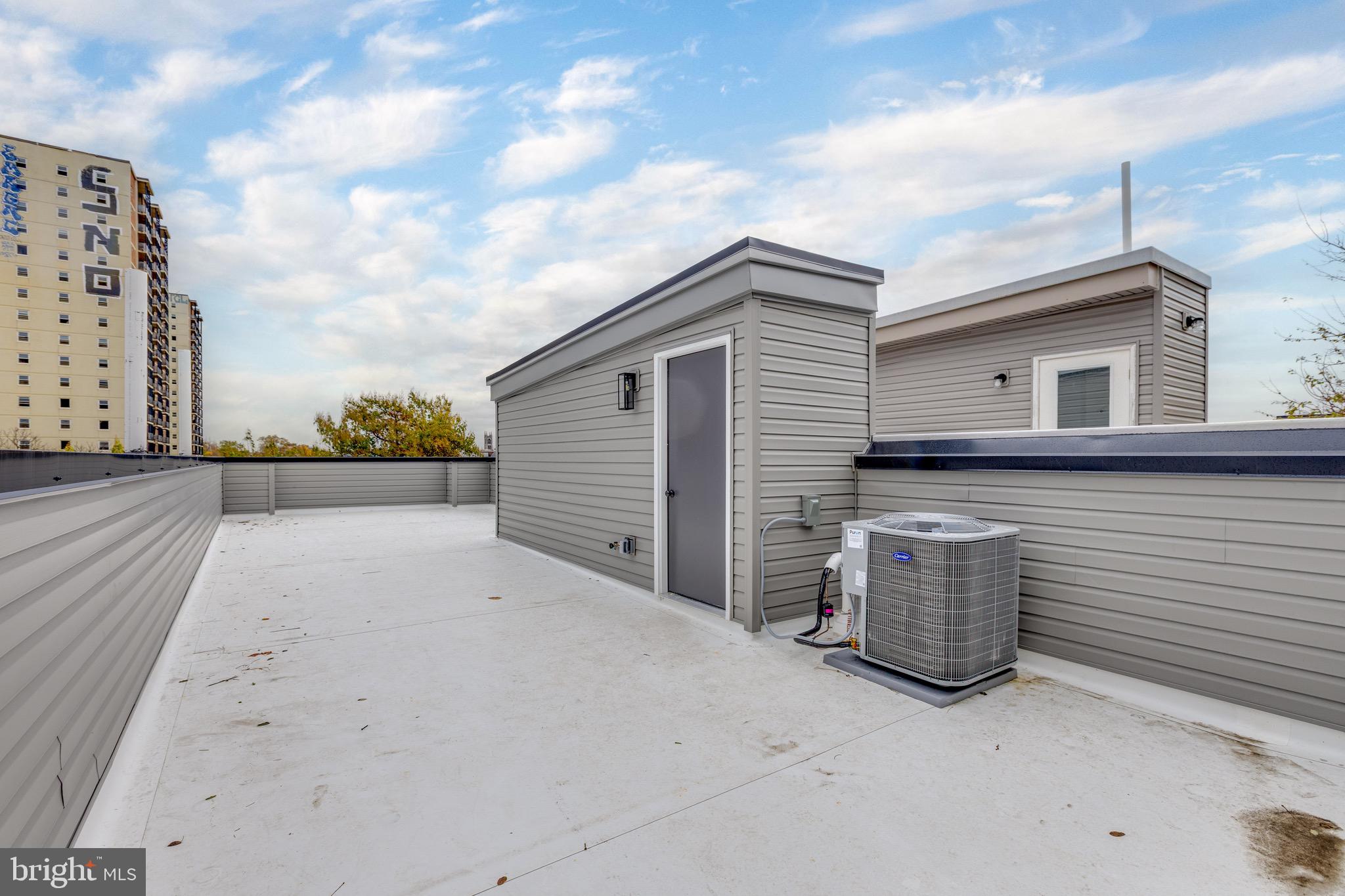 1028 W ARIZONA STREET 2