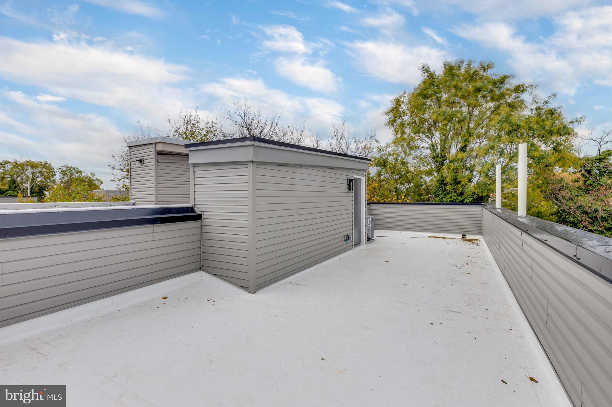 1028 W ARIZONA STREET 2