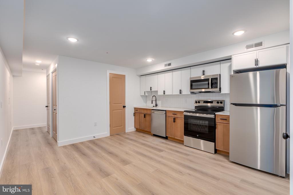 2502 N 10TH STREET 1