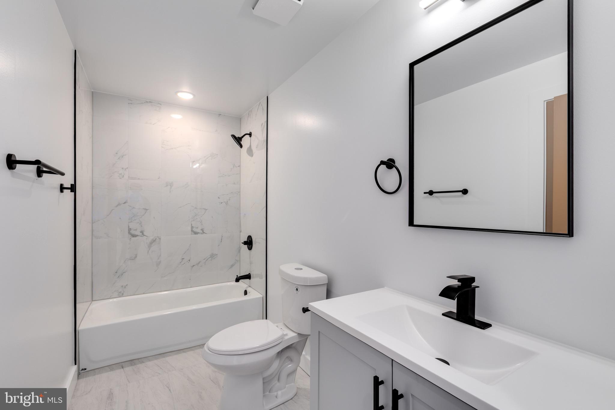 2502 N 10TH STREET 4