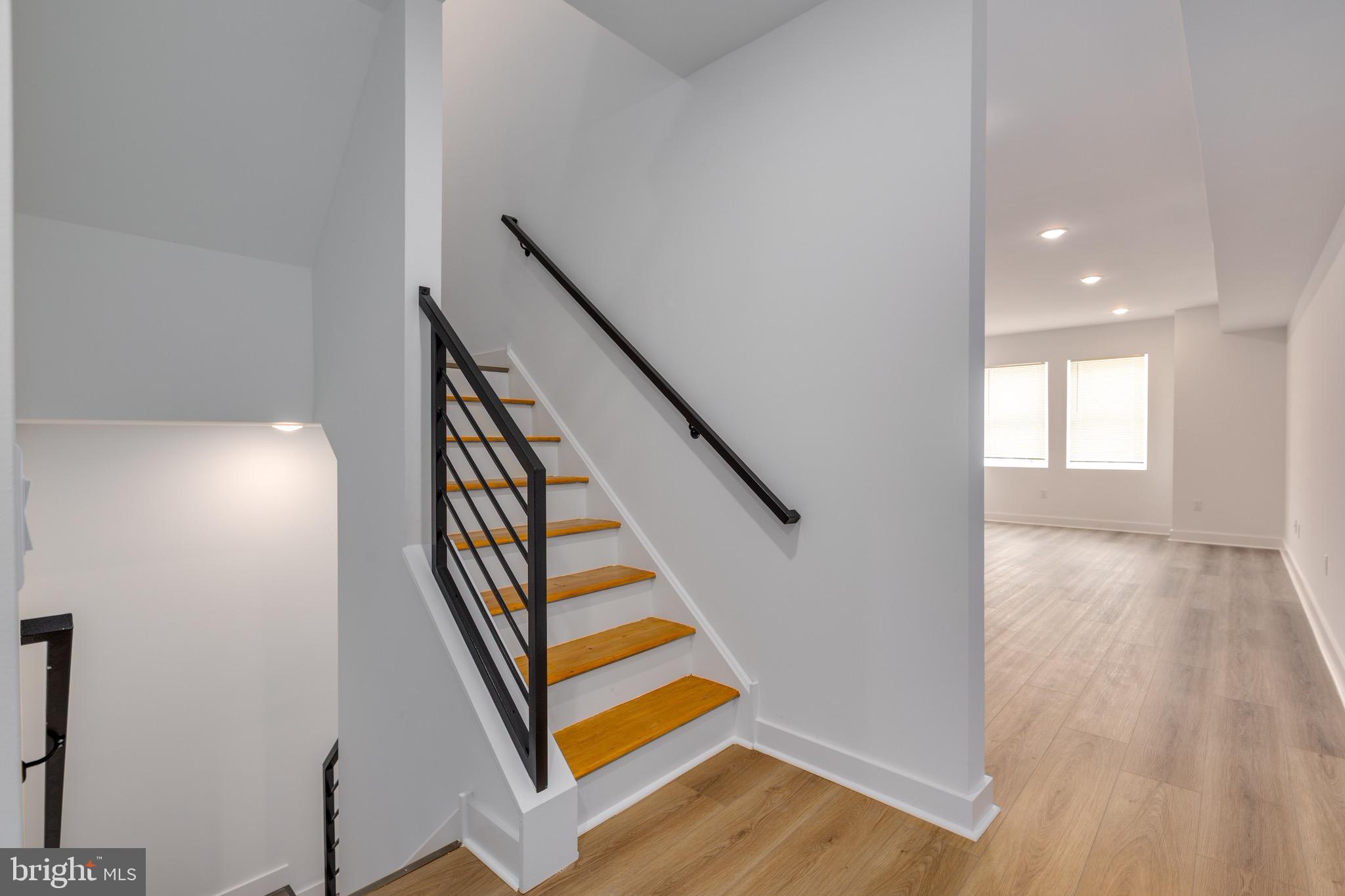 2502 N 10TH STREET 4