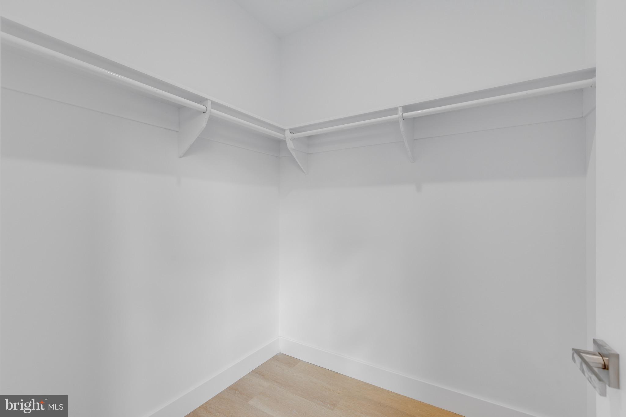 178 W SEYMOUR STREET 3