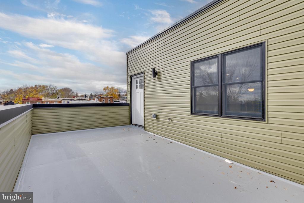 178 W SEYMOUR STREET 3