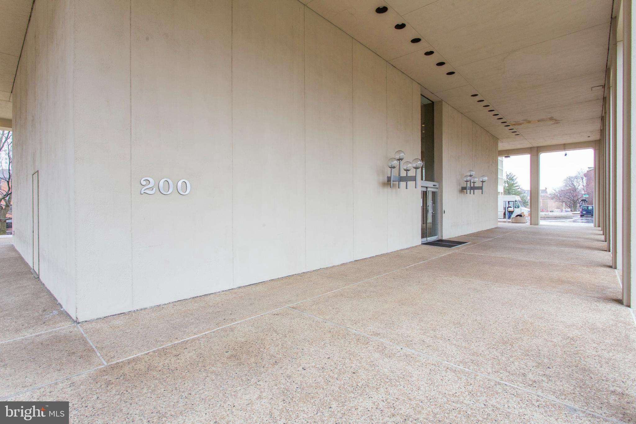 200 LOCUST STREET 9HN