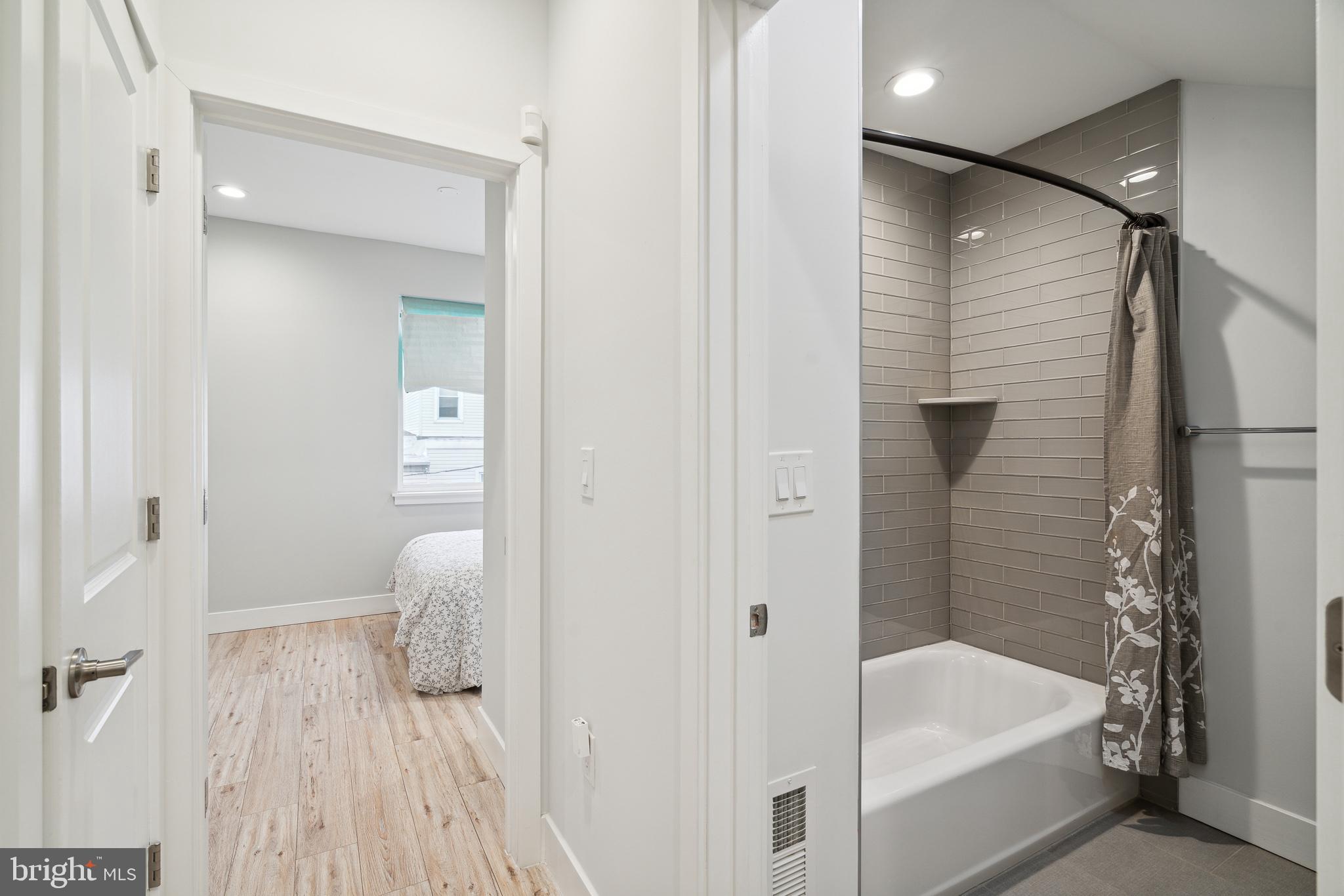 1448 N MYRTLEWOOD STREET