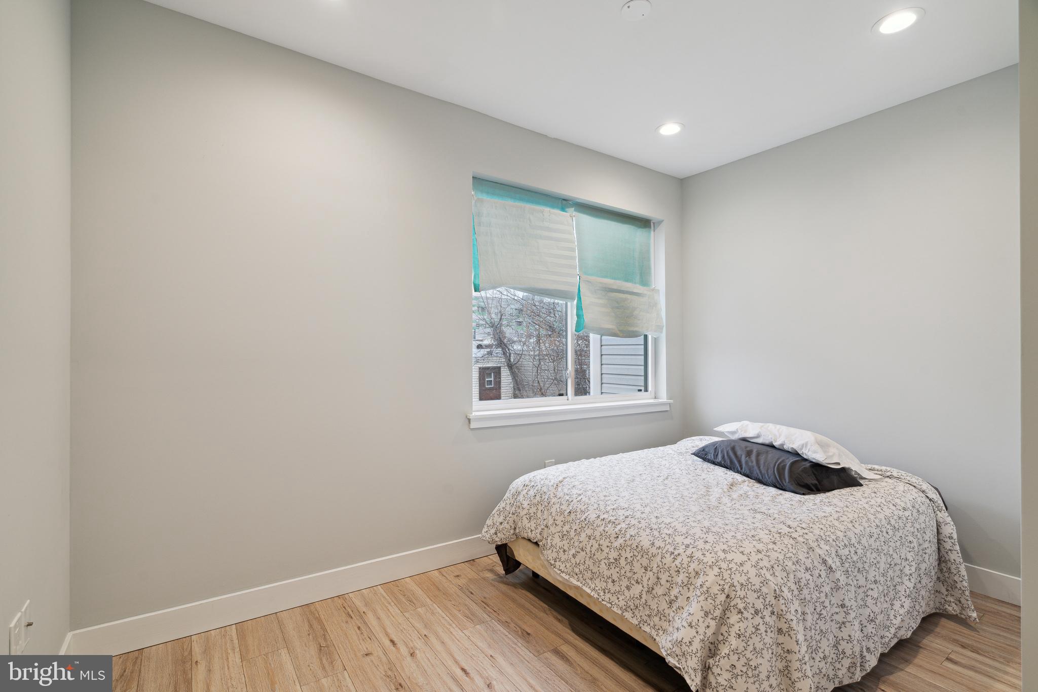 1448 N MYRTLEWOOD STREET