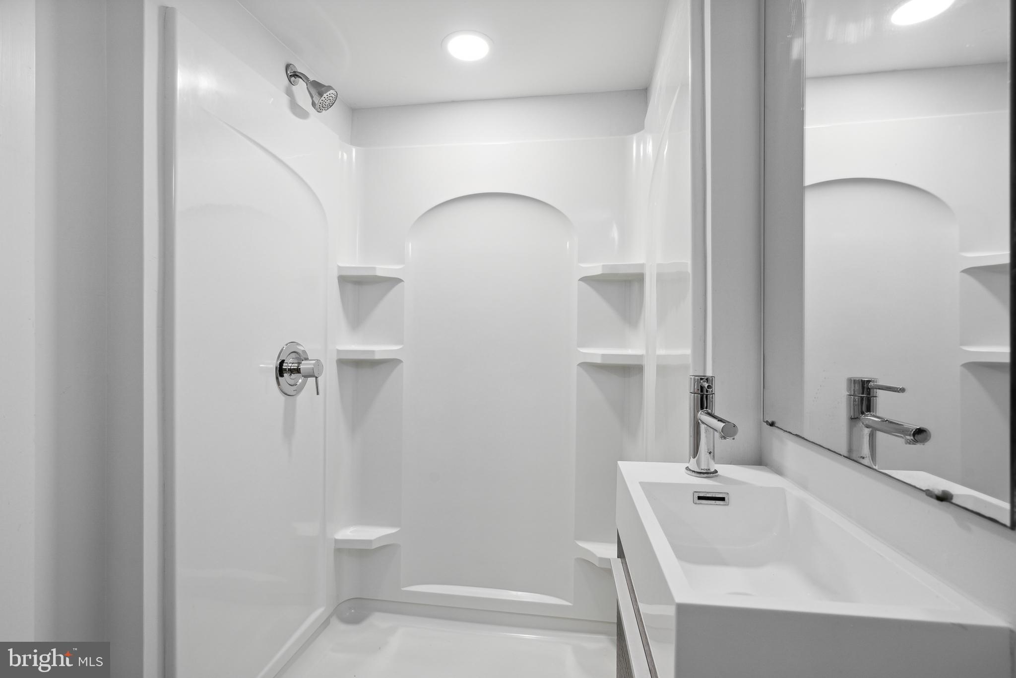 1448 N MYRTLEWOOD STREET