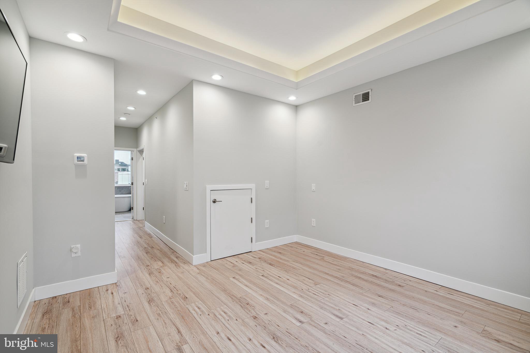 1448 N MYRTLEWOOD STREET