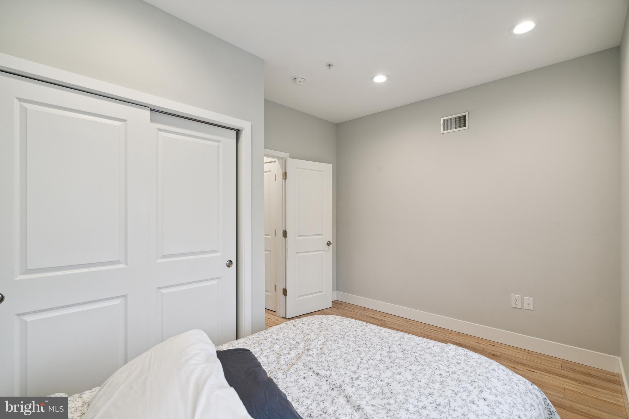 1448 N MYRTLEWOOD STREET