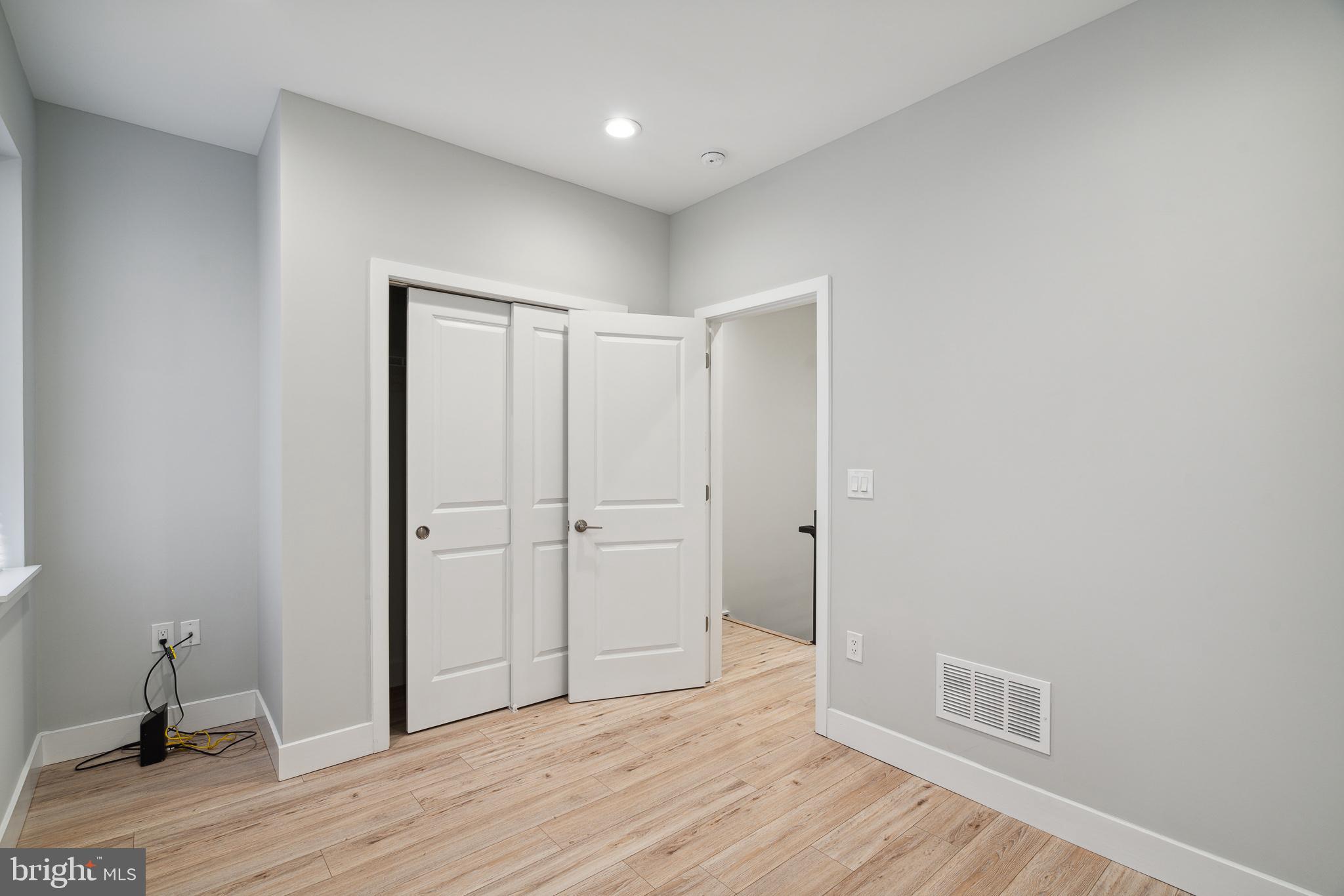 1448 N MYRTLEWOOD STREET