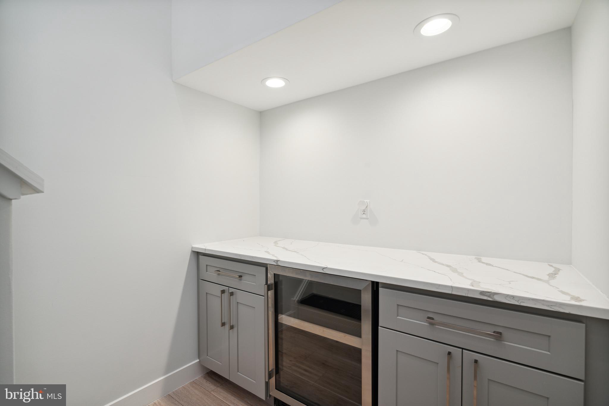 1448 N MYRTLEWOOD STREET