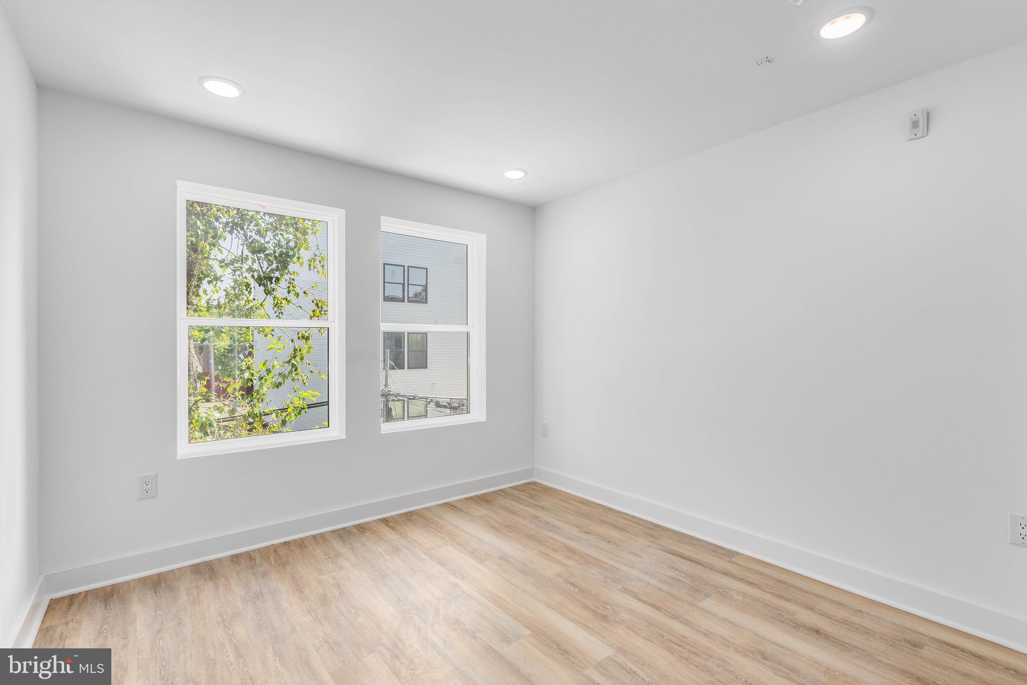 2339 N 16TH STREET 1
