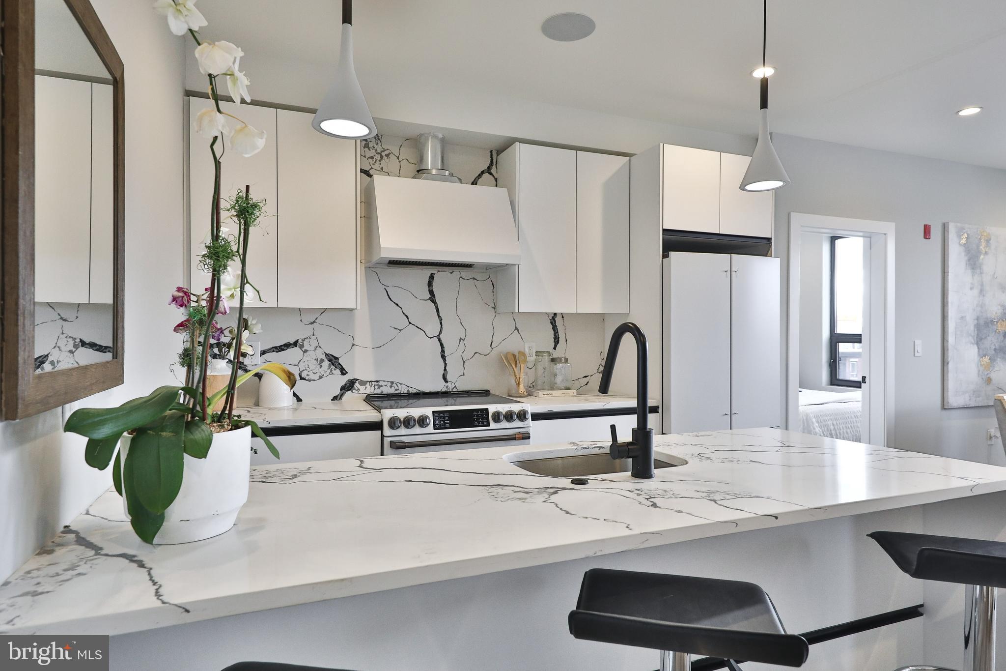 1612 CAMBRIDGE ST 304